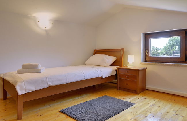 Villa in Peroj With Private Pool & Near Beach - Foto 3