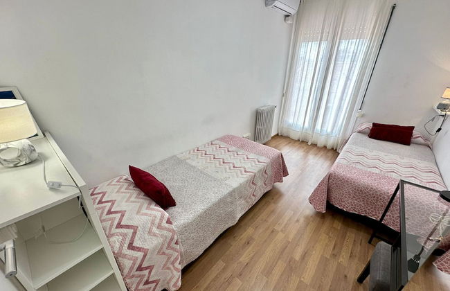 Rooms Rambla - Photo 15