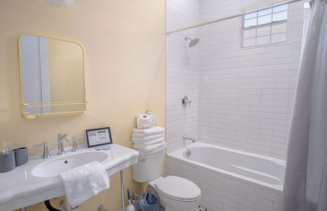 Comfy and Incredible Fenced 2BR 2 BA Near Downtown - Foto 15