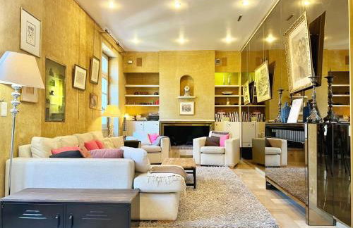 Bourgeois House - 16 personnes, Piscine, 6 chambres, 8 lits, 4 SDB, Centre-ville, CLIM - Foto 5