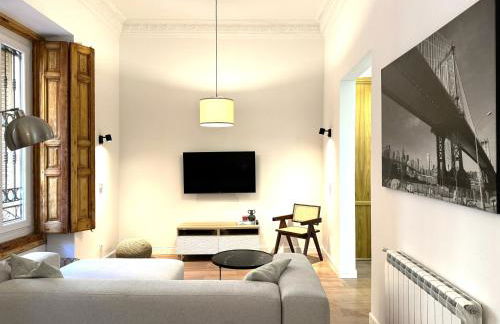 Lujoso Apartamento en Chamberí by beBalmy - Foto 3