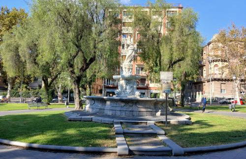 Tri-na-krì-a - Foto 2