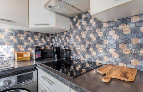 Skylounge- 8Pers -Families - Pros -Terrace- BBQ -Parking- WIFI - Foto 22