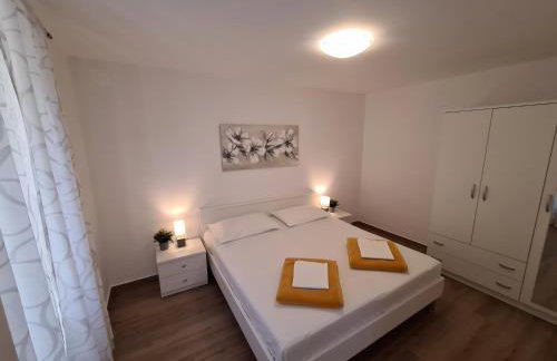 Apartments and Rooms Mazuranic - Foto 12