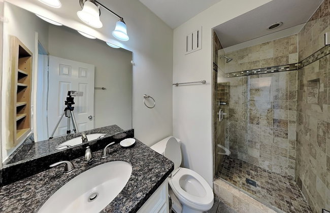 Beachfront Hideaway by Ryson Vacation Rentals - Foto 50