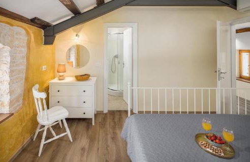 Cozy Home In Peresiji - Foto 32