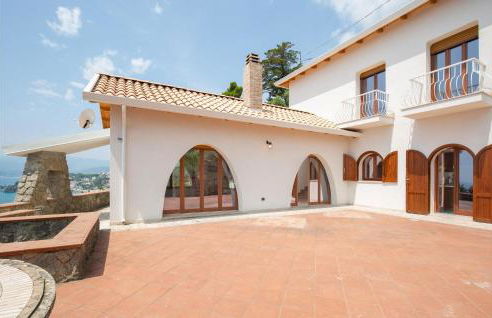 Amazing Home In Staletti With Wifi - Foto 3