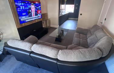 Modern 5 Bedroom Terraced Luxurious House - Foto 29