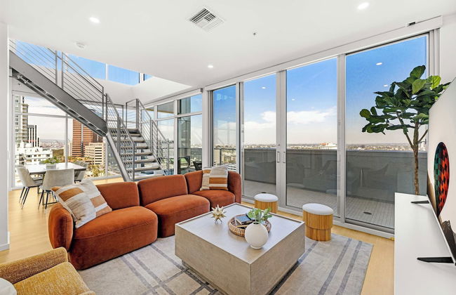 @marbella Lane - Chic 2BR Penthouse w/ Ocean Views - Foto 33