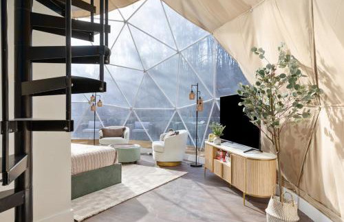 Sky Dome - Romantic Stay, Hot Tub, Wi-Fi, AC & Heat - Photo 15