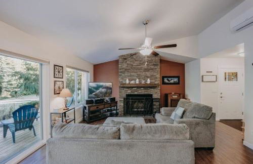 47MF - WiFi - Fireplace - Sleeps 6 - Foto 3