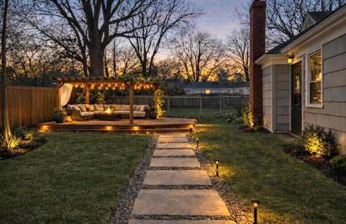 Renovated 4BR 20min to Arrowhead Stadium Sleeps 10 - Foto 5