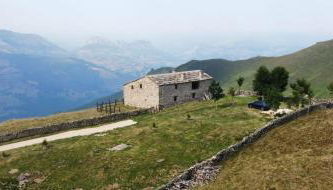 Tiñones cabaña pasiega - Foto 3