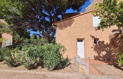 Paisible maison à l'ombre des pins - Foto 20