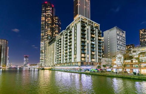 Scenic 2-Bed in Canary Wharf - Foto 1