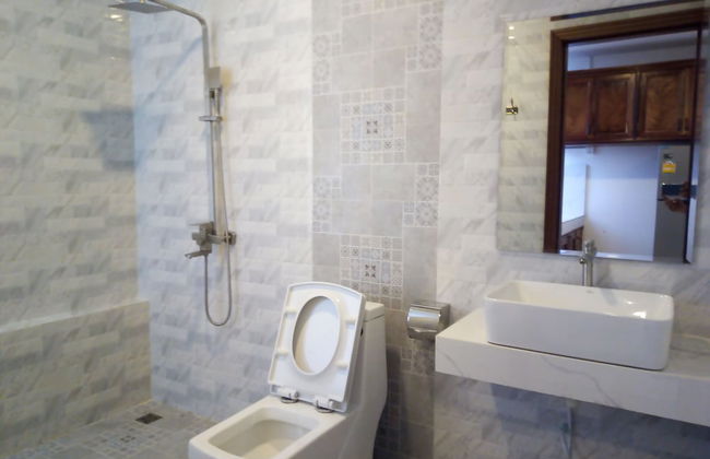 LY Residence Suite & Apartment - Photo 37