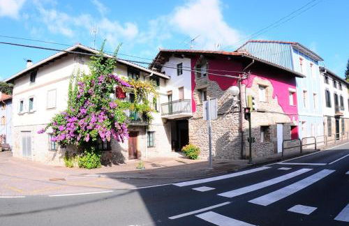 APARTAMENTOs URDAIBAI - Photo 1