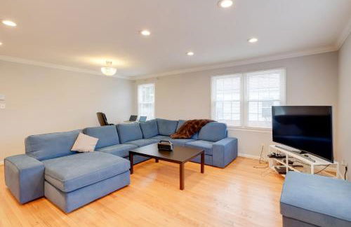 DC Area Home about 1 Mi to Metro WFH Friendly! - Foto 1