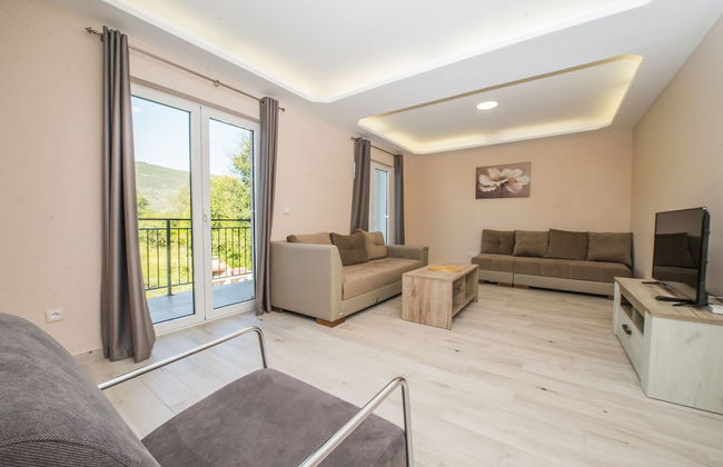 Villa Vrutak - Photo 41