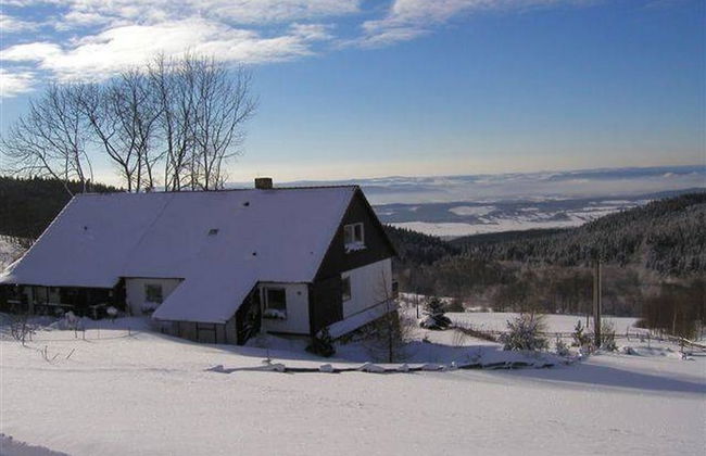 Marie Pavla With 7 Bedrooms and 4 Bathrooms - Photo 7