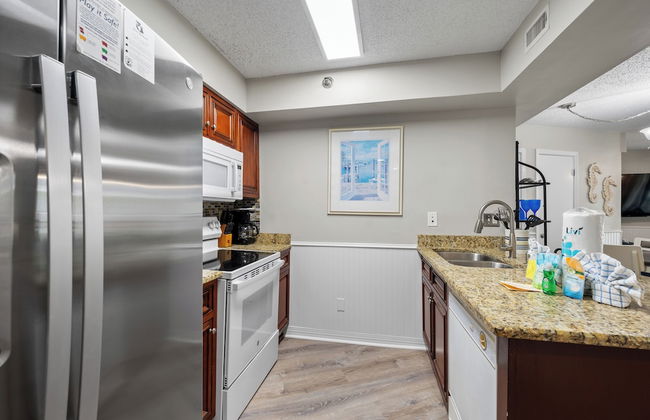 Harbor Place Condominiums by Hosteeva - Photo 40