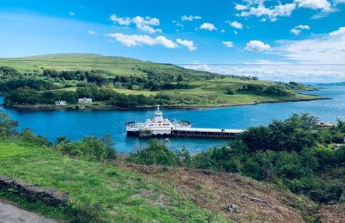 White Watch - Photo 15