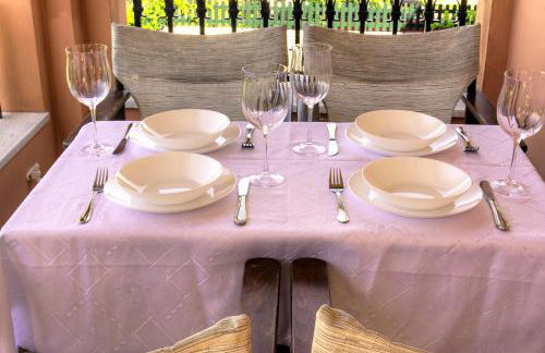 The Red Bougainvillea Apartments - Foto 40