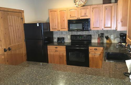 Boyne Mountain Creekside Condo - Foto 13