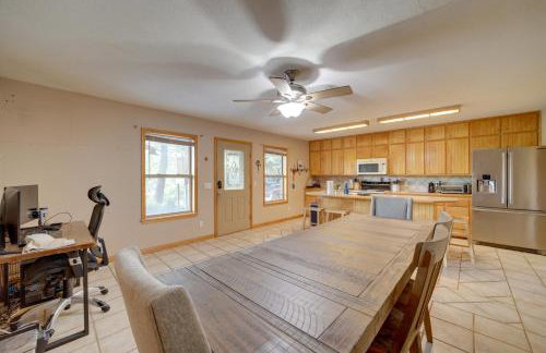 Lake Eufaula Retreat with Boat Slip and Fireplace! - Foto 7