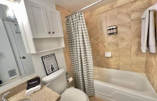 Beachfront with heated pool, 60 seconds to beach - Foto 60