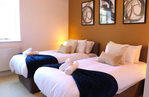 Luxury 2 Bed Apt, Sleeps 4, Secure PRKG-1 Car, Ascot Racecourse 5min walk, Legoland & Lapland 8mins, Windsor 15mins - Foto 27