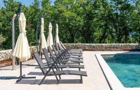 Amazing Home In Bartici With Wifi - Photo 11