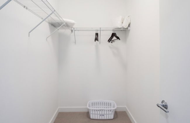 Global Luxury Suites at Reston Town Center - Photo 47