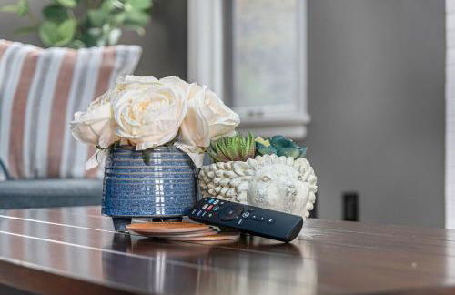 Peaceful Hillside Retreat Firepit & Spacious Yard - Photo 17