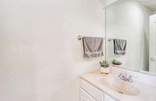 4 Mi to Slopes! Split Rock Resort Home with Fire Pit - Foto 15