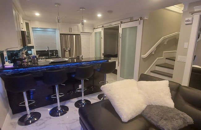 Sunset Mews Luxurious 3 Bed Townhouse - Photo 12