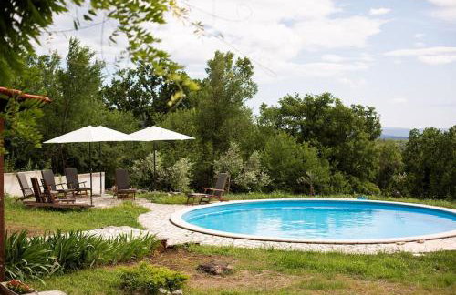 Villa Millefoglie, a century-old stone house nestled in a nature park - Foto 4