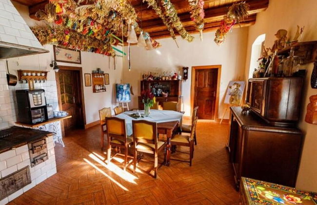 Large Holiday Villa With Garden, 6 Bedrooms - Foto 9