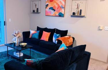 Vibrant Oasis in the Heart of Midtown & Downtown - Foto 3