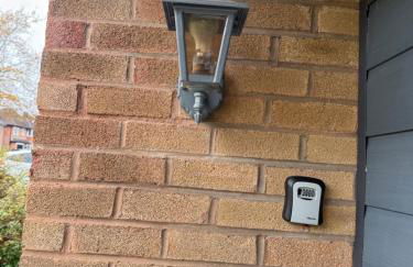 Charming 3 BR - NEC HS2- Long Stays Wifi Parking Airport - Foto 74