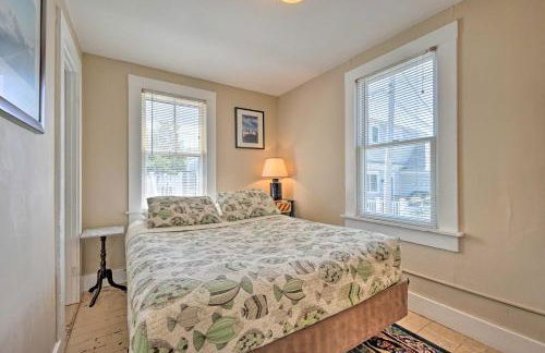 Walk to Commercial Street! Water-View Retreat - Foto 11