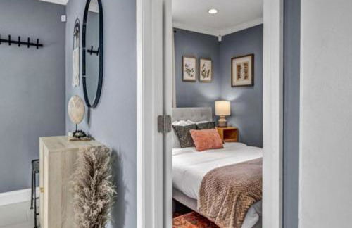 Swim and Relax In our Pool and Hot Tub and Recently Renovated - Foto 27