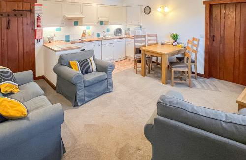 Woodpecker - Photo 2