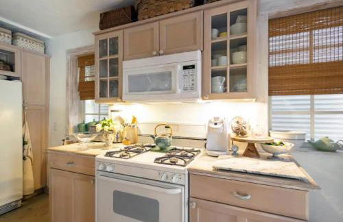 Tropical Designer House in Heart of Antique Row WPB - Foto 11