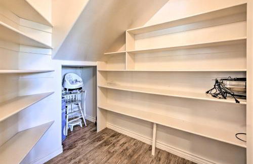 Luxe Vista Getaway with Private Pool and Hot Tub! - Foto 12