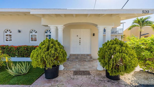 Sleeps 16 Palm Beach - 6BR Villa w Private Pool - Foto 4, Habitación