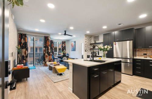 Pool Boxing Gym and Live Music Drinks 2BR 2BA S Austin Condo By Austin Vacay - Foto 24