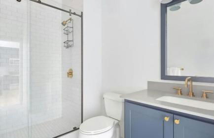 Sleeps 16 4 Units Steps to the French Quarter The Harlequin by AvantStay - Foto 24