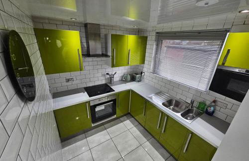 Cosy Oakbank Apartment close to Wishaw hospital - Foto 1