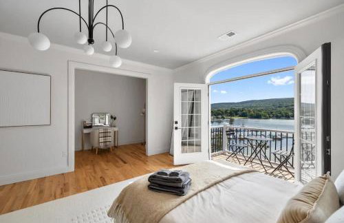 Lakeview Villa with Private Hot Tub, Firepit & Breathtaking Cliff Views - Foto 25